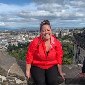 Meet your Posher, Samantha